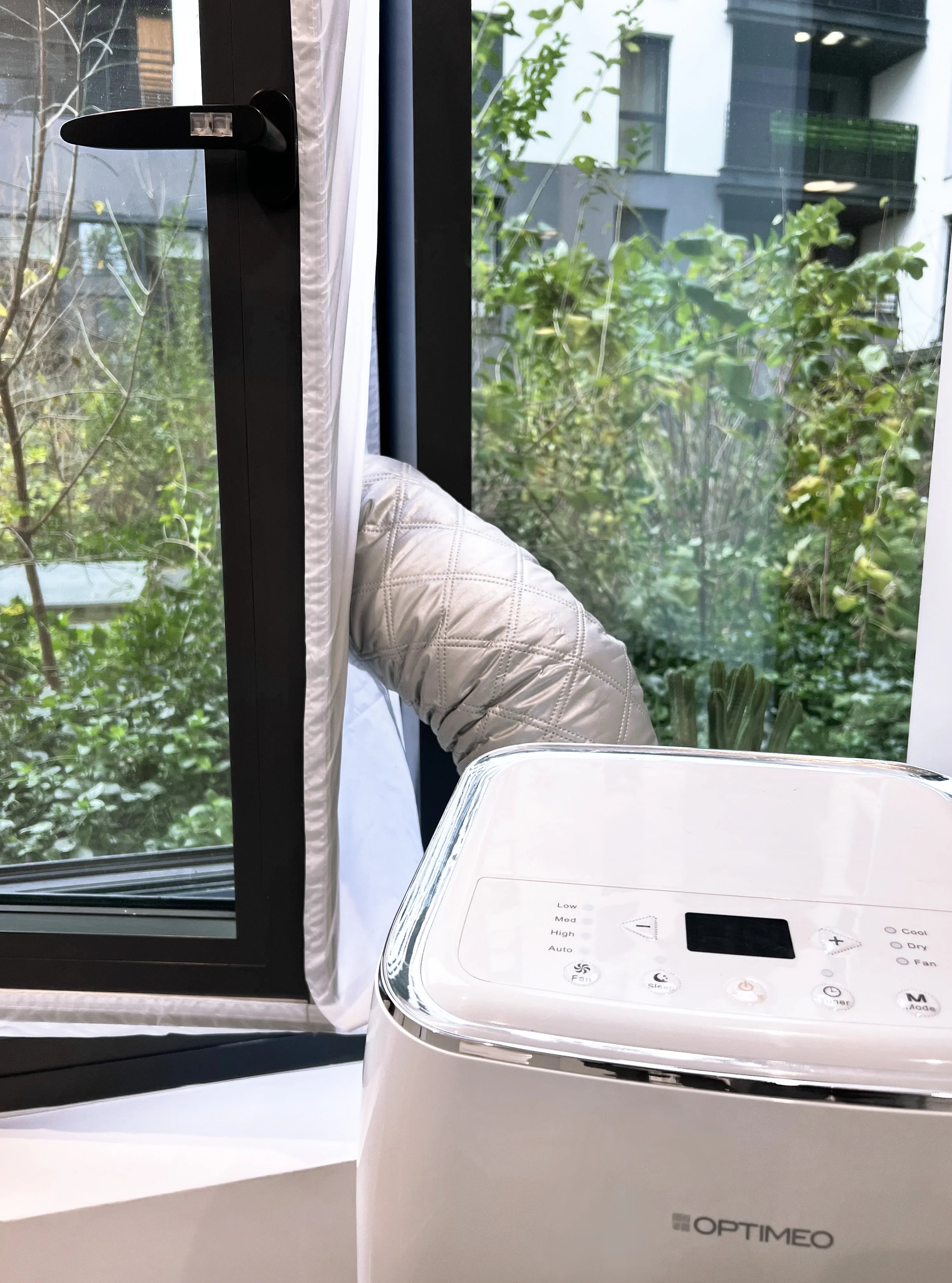 Manchon isolant universel pour gaine de climatiseur mobile